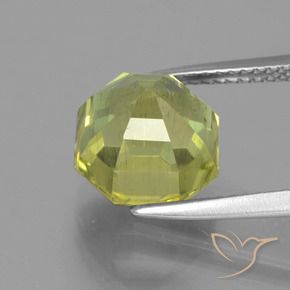 Apatite Verde giallastro naturale da 5.76 ct, Ottagonale / Taglio smeraldo, VS