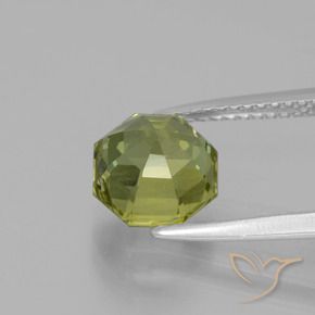 Apatite Verde giallastro naturale da 2.76 ct, Taglio smeraldo, VS