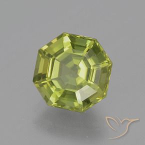 Apatite Verde terroso chiaro naturale da 2.95 ct, Ottagonale / Taglio smeraldo, VS