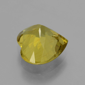 Apatite Oro verdastro naturale da 5.04 ct, A forma di cuore, VS