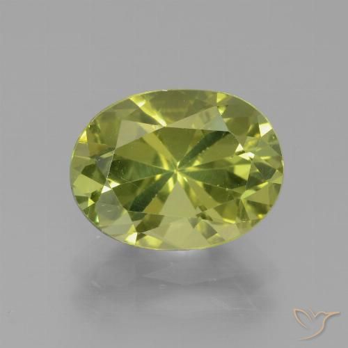 3.53ct Naturale Medium Light Green Apatite, Ovale, VVS-VS