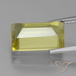 Apatite Giallo chiaro naturale da 4.94 ct, Taglio a baguette, VS