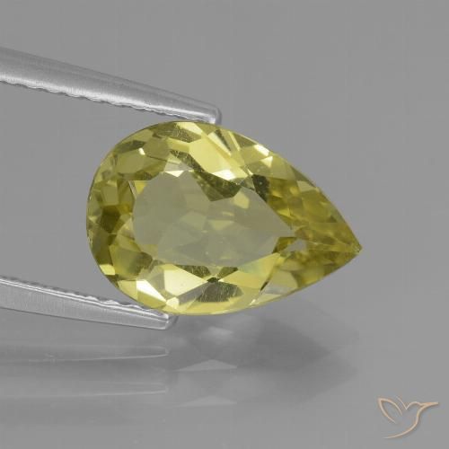 Apatite Caldo bosco verde naturale da 2.19 ct, Forma a pera, VVS
