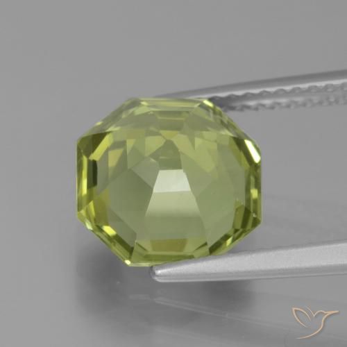 Apatite Verde terroso chiaro naturale da 4.05 ct, Ottagonale / Taglio smeraldo, VVS-VS