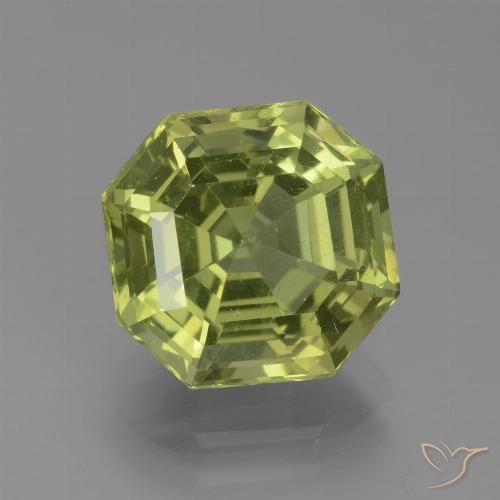 4.78ct Naturale Medium Light Green Apatite, Taglio smeraldo, VS