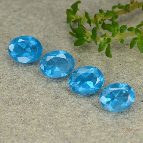 1.33ctw Naturale Blu medio Apatite, Ovale, VS