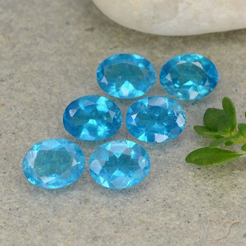 1.90ctw Naturale Blu medio Apatite, Ovale, VS