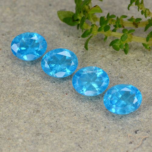 1.37ctw Naturale Blu medio Apatite, Ovale, VS