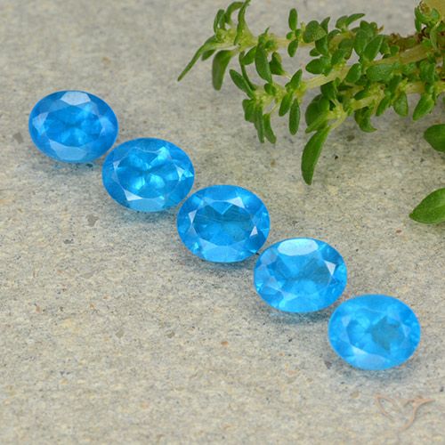 2.21ctw Naturale Blu Apatite, Ovale, VS