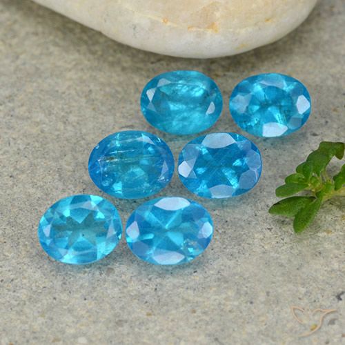 2.15ctw Naturale Blu elettrico Apatite, Ovale, VS