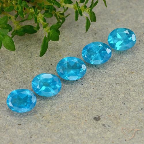 Apatite naturale blu da 1,81 ct, taglio ovale, VS