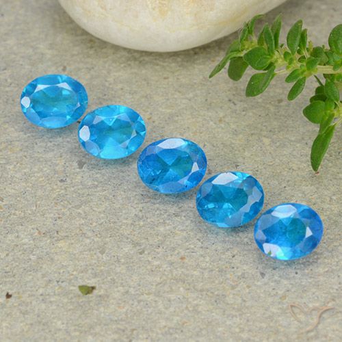 1.65ctw Naturale Azzurro Apatite, Ovale, VS