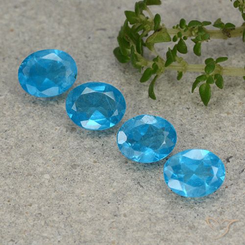 1.32ctw Naturale Blu Acqua Profondo Apatite, Ovale, VS