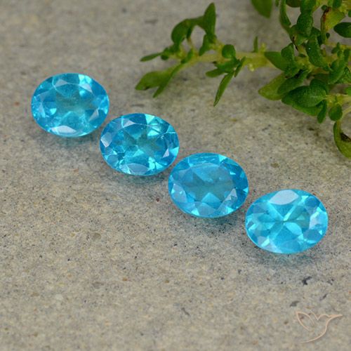 1.52ctw Naturale Blu Acqua Profondo Apatite, Ovale, VS