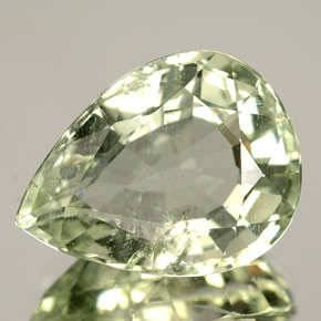 Acquamarina Verde chiaro naturale da 9.89 ct, Forma a pera, SI