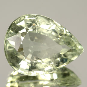 Acquamarina Verde chiaro naturale da 9.89 ct, Forma a pera, SI