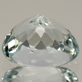 Acquamarina Azzurro naturale da 0.69 ct, Taglio ovale, VVS