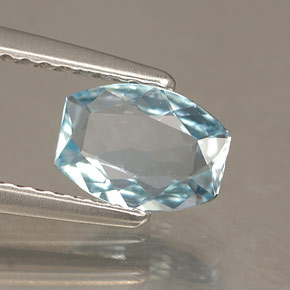 Acquamarina naturale blu da 0,62 ct, forma fantasia, VVS-VS