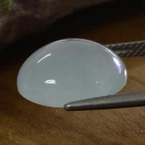 Acquamarina Bianco bluastro naturale da 8.61 ct, Taglio ovale, Traslucido