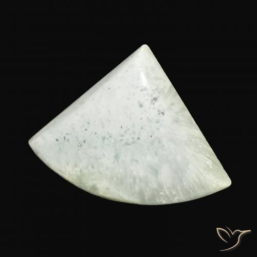 Aragonite Bianco grigiastro chiaro naturale da 42.33 ct, Taglio trillion, Opaco