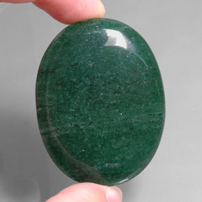 Avventurina Verde naturale da 82.69 ct, Taglio ovale, Traslucido