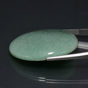 Avventurina naturale verde da 66,33 ct, taglio ovale, opaco