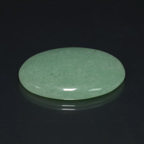 Avventurina naturale verde da 65,37 ct, taglio ovale, opaco