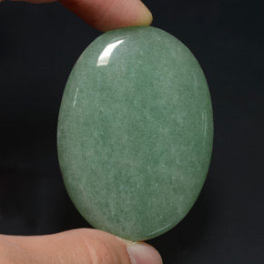 Avventurina naturale verde da 90,47 ct, taglio ovale, opaco
