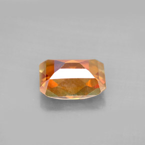 Topazio nitrico Arcobaleno superiore naturale da 2,31 ct, Taglio smeraldo, VVS-VS