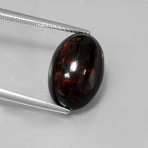 Opale nero naturale multicolore da 5,05 ct, taglio ovale, opaco