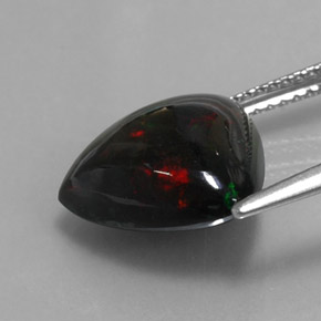 Opale nero naturale multicolore da 3,55 ct, trillion, opaco
