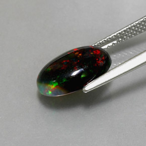 Opale nero naturale multicolore da 2,26 ct, taglio ovale, opaco