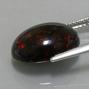 Opale nero naturale multicolore da 3,63 ct, taglio ovale, opaco