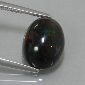 Opale nero naturale multicolore da 2,73 ct, taglio ovale, opaco