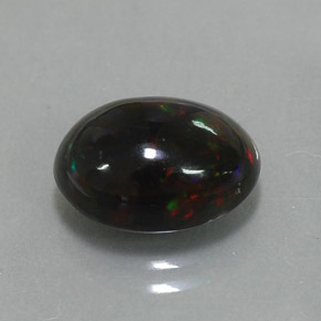 Opale nero naturale multicolore da 2,73 ct, taglio ovale, opaco