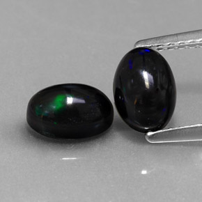 Opale nero naturale multicolore da  ct, taglio ovale, opaco