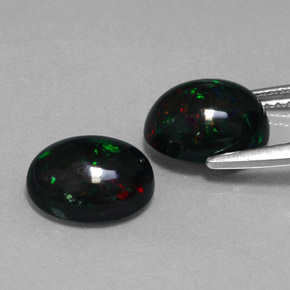Opale nero naturale multicolore da  ct, taglio ovale, opaco