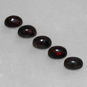 Opale nero naturale multicolore da 2,70 ct, taglio ovale, opaco