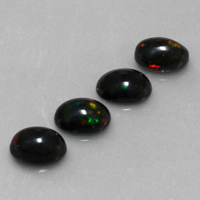 Opale nero naturale multicolore da  ct, taglio ovale, opaco