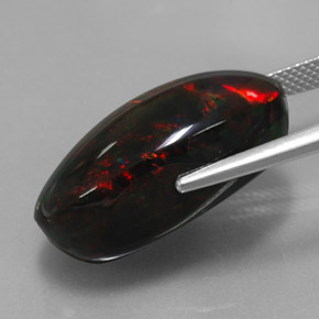 Opale nero naturale multicolore da 17,92 ct, taglio ovale, opaco
