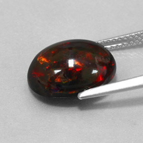 Opale nero naturale multicolore da 3,73 ct, taglio ovale, opaco