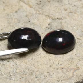 Gemme di Opale nero Multicolore naturale da 2.45 ct, Ovale, Traslucido