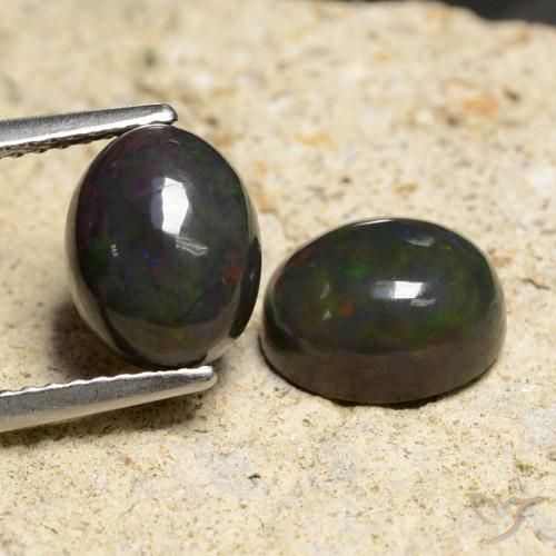 3.64ctw Naturale Multicolore Opale nero, Ovale, Traslucido