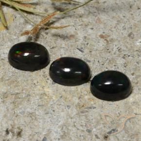 Gemme di Opale nero Multicolore naturale da 2.84 ct, Ovale, Traslucido