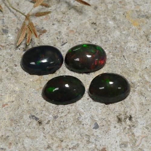 Gemme di Opale nero Multicolore naturale da 4.58 ct, Ovale, Traslucido