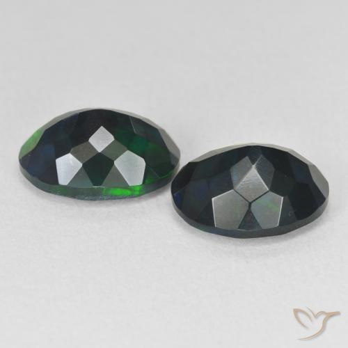 Gemme di Opale nero Multicolore naturale da 3.88 ct, Ovale, Traslucido