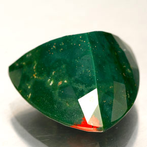 Eliotropio naturale verde da 12,83 ct, trillion, opaco