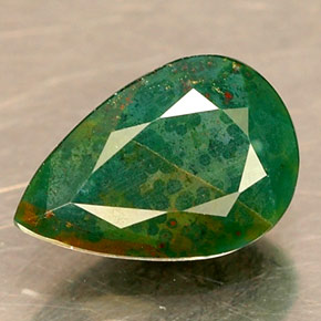 Eliotropio naturale verde da 0,63 ct, taglio a pera, opaco