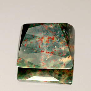 Eliotropio naturale verde da 21,53 ct, quadrato, opaco