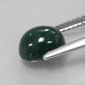 Eliotropio naturale verde maculato da 1,90 ct, taglio ovale, opaco